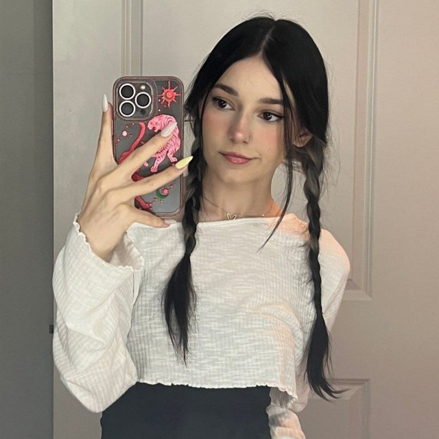 Que Novinha Delícia 😍
